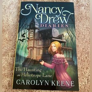 NANCY DREW DIARIES - The haunting on Heliotrope Lane